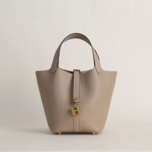 Picotin18 Clemence S2 Trench GHW