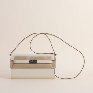 6034178f2b62a38ce1ce8e16994aa9a2_900x.jpg Kelly to go Epsom 10 Craie PHW