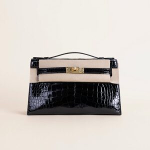 8c542ce298c8300f3b96e0adb7bef79a_900x.jpg Kelly pochette Shiny alligator crocodile 89 Noir GHW